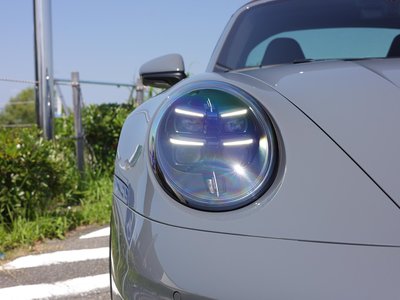 2025 Porsche 911 — миниатюра 18