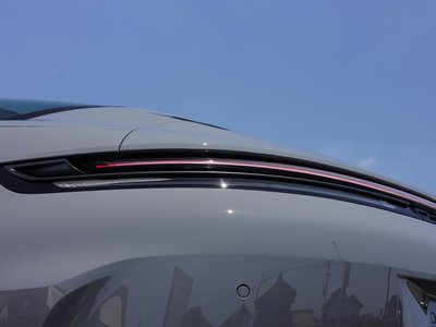 2025 Porsche 911 — миниатюра 36