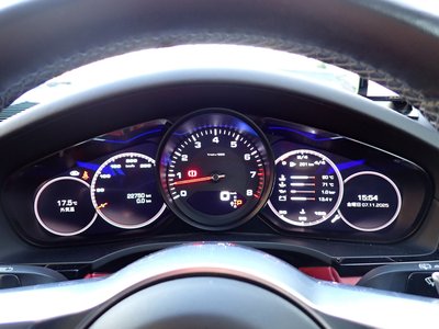 2018 Porsche CAYENNE — миниатюра 65