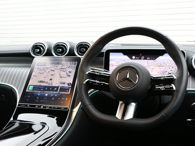 MERCEDES-BENZ GLC - 7