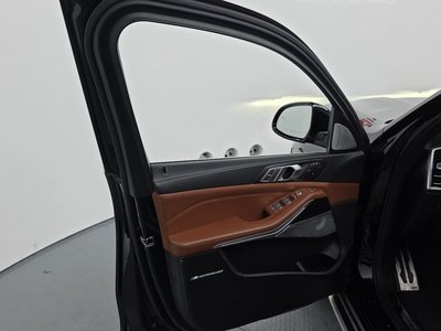 2021 BMW X7 缩略图 18