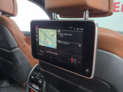 2021 BMW X7 缩略图 32