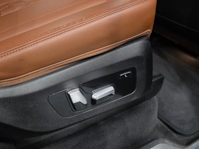 2021 BMW X7 缩略图 36