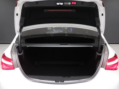 2024 Mercedes-BENZ C-CLASS 缩略图 32