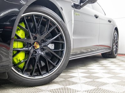 PORSCHE PANAMERA - 4