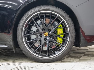 PORSCHE PANAMERA - 10