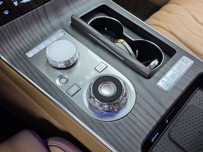 2025 Genesis G80 (RG3) 照片 9