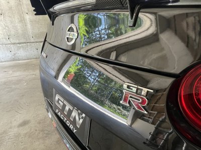 NISSAN GT-R - 10
