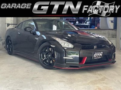 NISSAN GT-R - 2