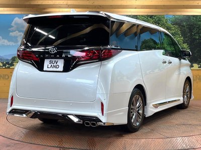 2024 Toyota ALPHARD — миниатюра 17