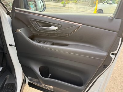 TOYOTA ALPHARD - 8