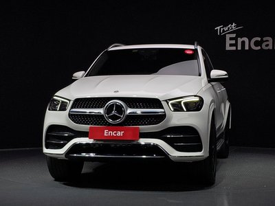 2019 Mercedes-BENZ GLE — фото 2