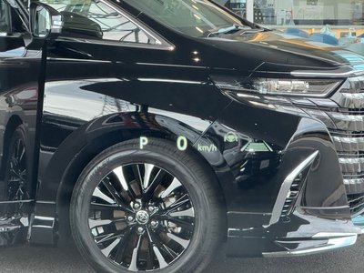 TOYOTA ALPHARD - 4