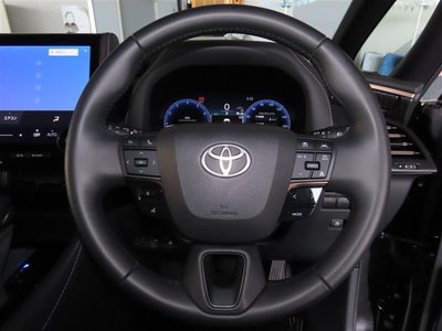 2025 Toyota ALPHARD — фото 9