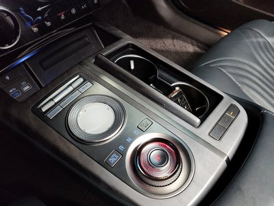 GENESIS G80 (RG3) - 9