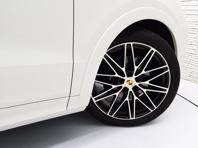 صورة مصغرة 20 لـ 2023 Porsche CAYENNE