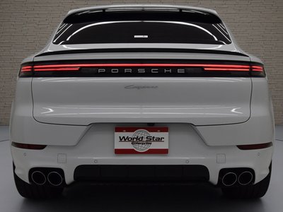 2023 Porsche CAYENNE 照片 8