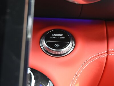صورة مصغرة 74 لـ 2025 Mercedes-BENZ GT AMG