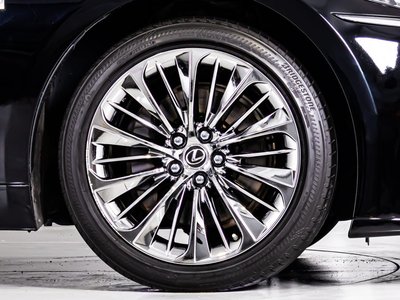 LEXUS LS - 9