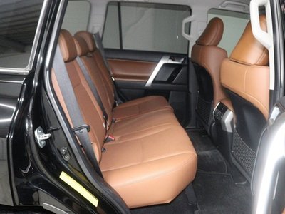 2022 Toyota LAND CRUISER PRADO thumbnail 12