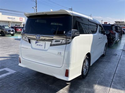 TOYOTA VELLFIRE - 9