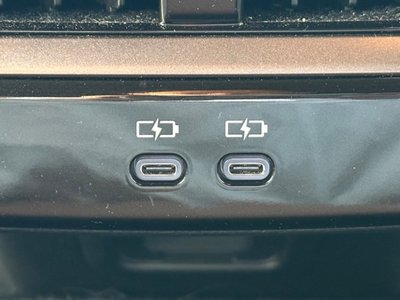 TOYOTA CROWN SPORT - 9