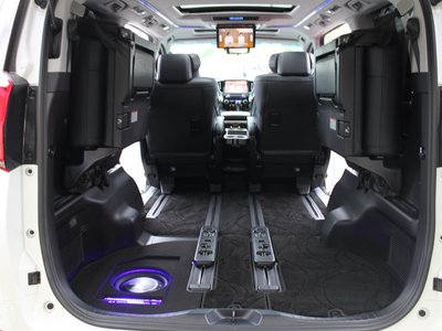 2019 Toyota ALPHARD — миниатюра 30