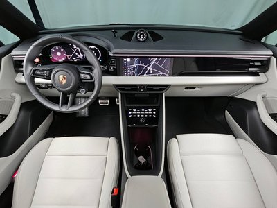 PORSCHE MACAN - 5