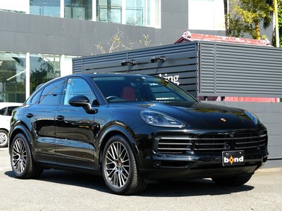 PORSCHE CAYENNE - 1