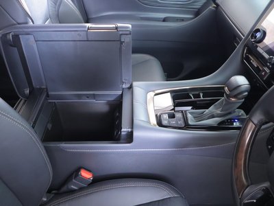 2024 Toyota ALPHARD 缩略图 36