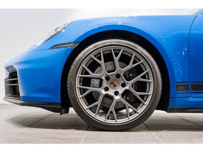 PORSCHE 911 CABRIOLET - 10