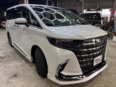 TOYOTA ALPHARD - 3