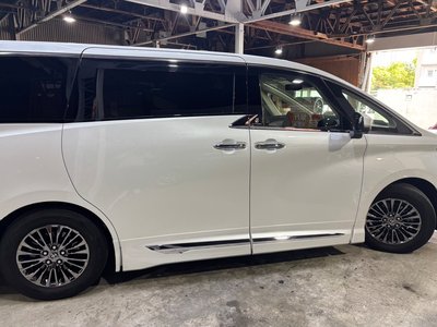 TOYOTA ALPHARD - 5