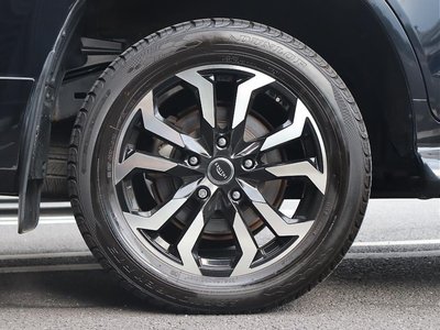 صورة مصغرة 48 لـ 2016 Toyota LAND CRUISER 200