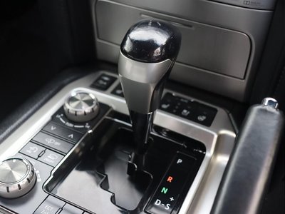 صورة مصغرة 38 لـ 2016 Toyota LAND CRUISER 200