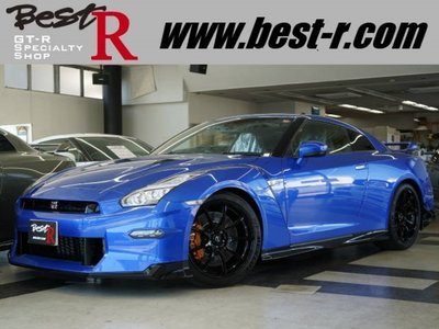 NISSAN GT-R - 2