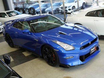 NISSAN GT-R - 3