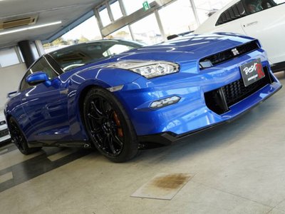 NISSAN GT-R - 7