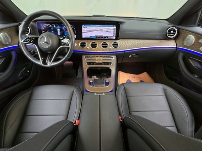 MERCEDES-BENZ E-CLASS - 5