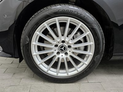 MERCEDES-BENZ E-CLASS - 6