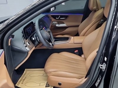 MERCEDES-BENZ E-CLASS - 10