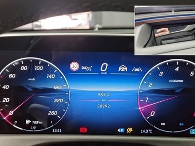 MERCEDES-BENZ E-CLASS - 8