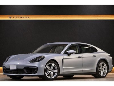 PORSCHE PANAMERA - 1