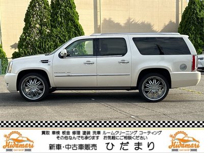 CADILLAC ESCALADE - 3