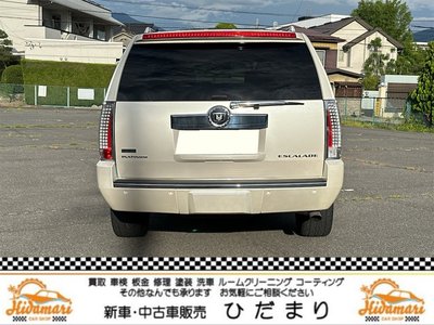 CADILLAC ESCALADE - 5