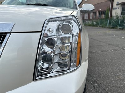 CADILLAC ESCALADE - 10