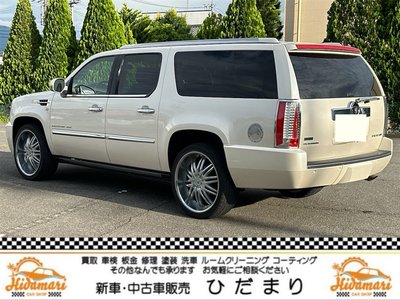 CADILLAC ESCALADE - 4