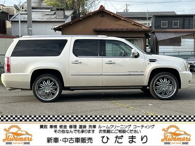 CADILLAC ESCALADE - 7