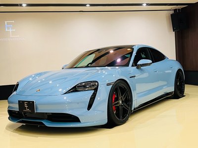 PORSCHE TAYCAN - 1