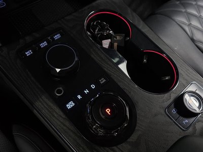 2025 Genesis GV80 — миниатюра 12
